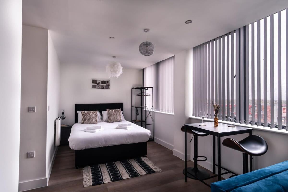 Stay Zeni, Alexandra Rise Manchester Fab Studio Eksteriør billede